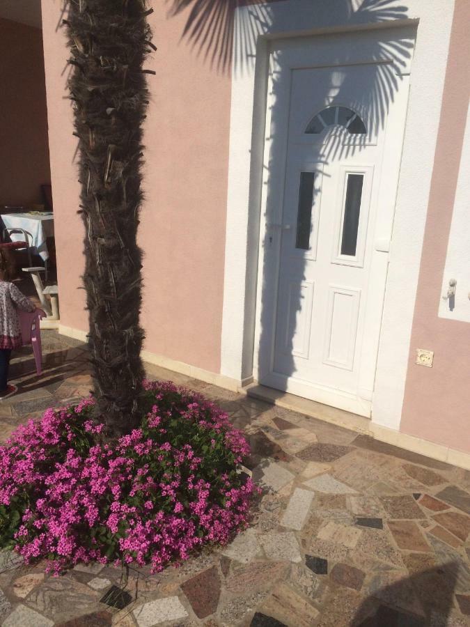 Ana * Umag